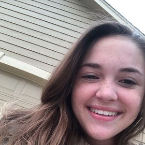 Meet your Posher, Elly